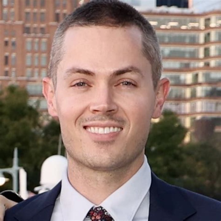 Who Is Eileen Baral Wiki Parents Wife