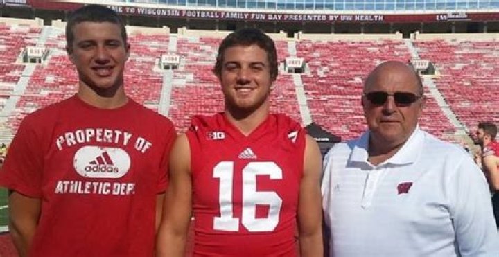 Who Is Jake Ferguson Brother Joe Ferguson