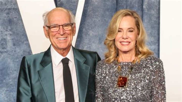 Who Is Jimmy Buffett's Wife, Jane Slagsvol? |